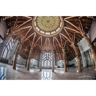 Biocsárda épül a pusztában; kólát majd ne kérjenek!