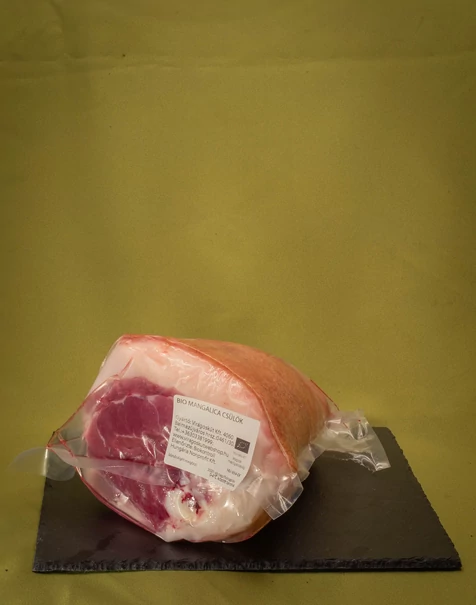 Bio mangalica csülök -hátsó- Bio mangalica csülök -hátsó-
