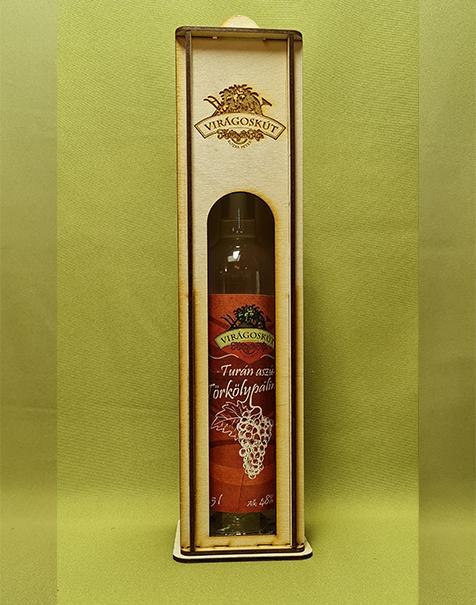 Turán aszú törkölypálinka 500ml 48%, díszdobozban