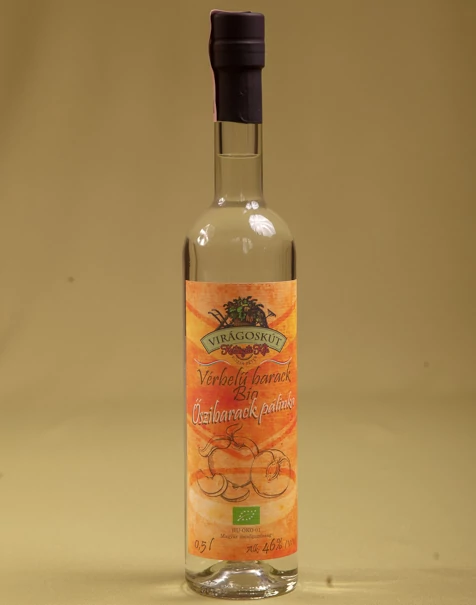 Bio őszibarack pálinka -vérbélű barack-  500ml 46%