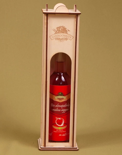 ​Bio almapálinka -málna ágyon- 44% 200ml, díszdobozban