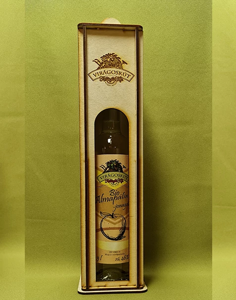 Bio almapálinka -jonagold- 500ml 46%, díszdobozban