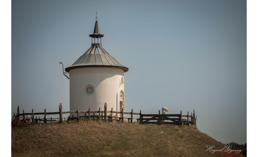 A metszőolló és a negyven kapa meséje